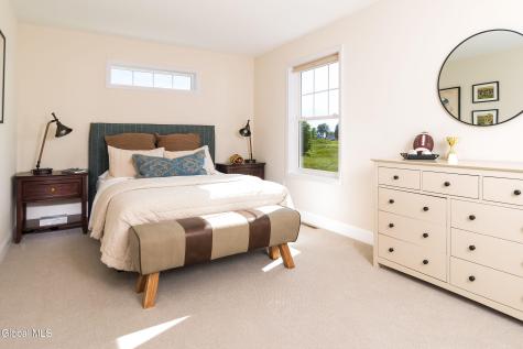 17 Chloes Way Saratoga Springs NY 12866