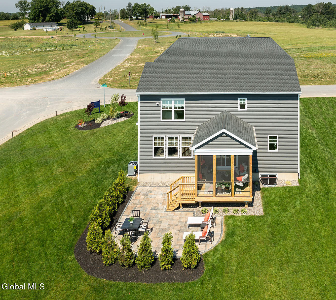 17 Chloes Way Saratoga Springs NY 12866