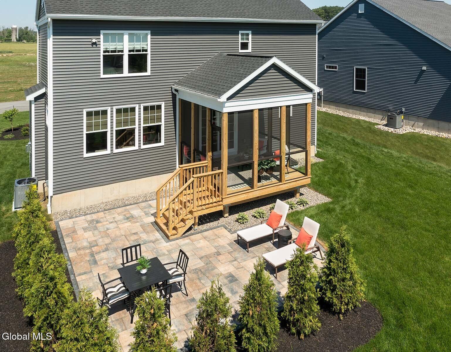 17 Chloes Way Saratoga Springs NY 12866