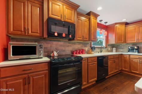 2131 Curry Road Schenectady NY 12303