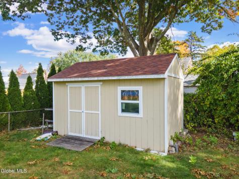 2131 Curry Road Schenectady NY 12303