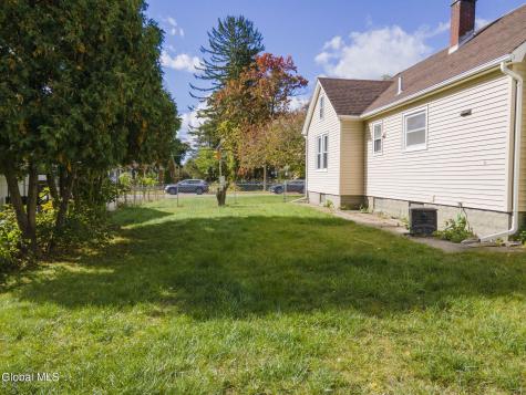 2131 Curry Road Schenectady NY 12303