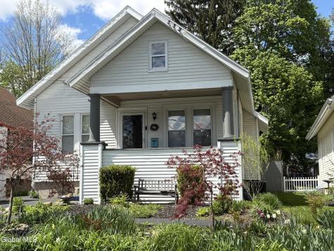 11 Rankin Avenue Troy NY 12180