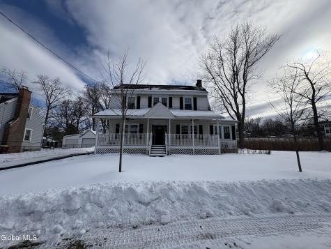 2 Hampton Avenue Rensselaer NY 12144