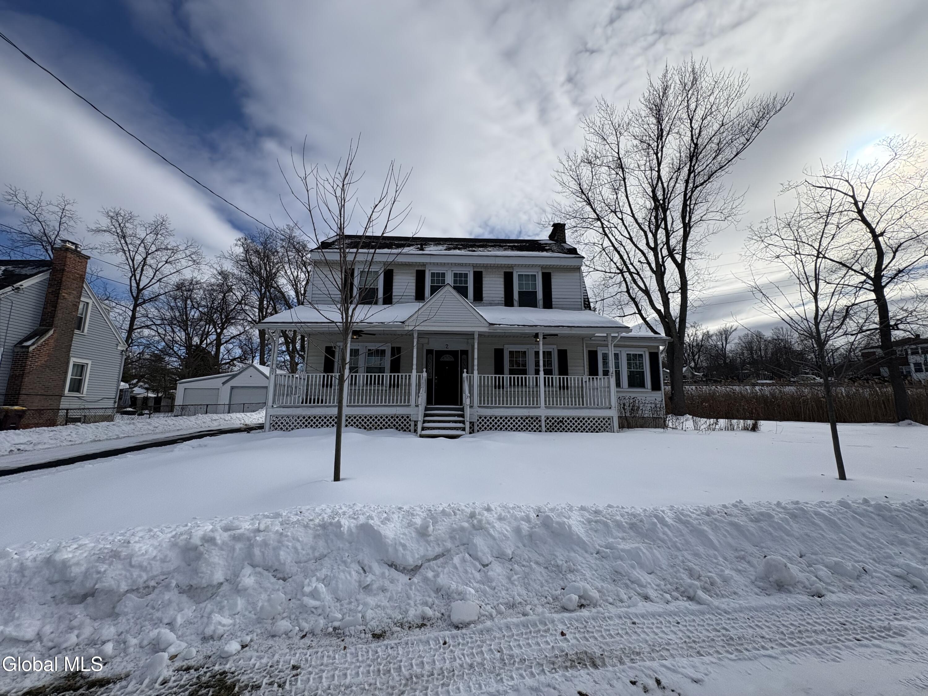 2 Hampton Avenue Rensselaer NY 12144