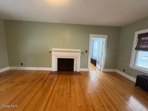 2 Hampton Avenue Rensselaer NY 12144