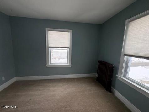 2 Hampton Avenue Rensselaer NY 12144