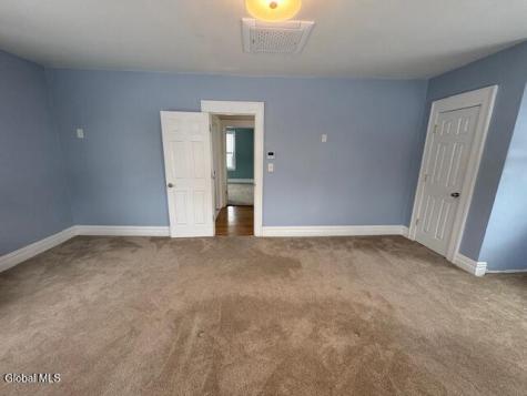 2 Hampton Avenue Rensselaer NY 12144