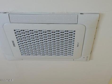 2 Hampton Avenue Rensselaer NY 12144