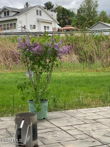 2 Hampton Avenue Rensselaer NY 12144