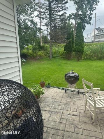 2 Hampton Avenue Rensselaer NY 12144