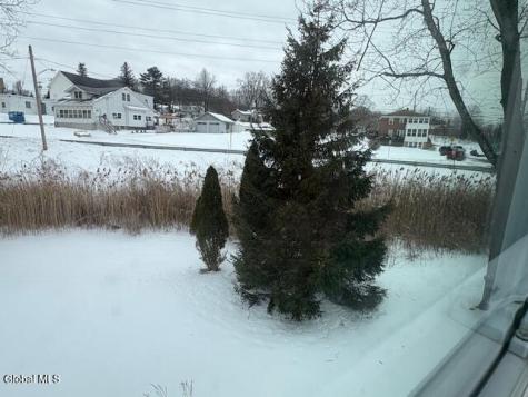 2 Hampton Avenue Rensselaer NY 12144