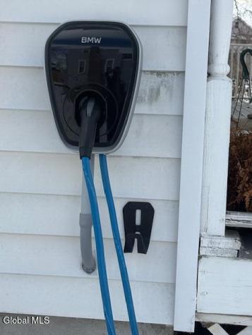 2 Hampton Avenue Rensselaer NY 12144