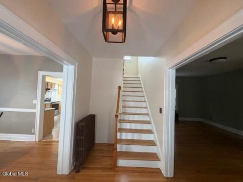 2 Hampton Avenue Rensselaer NY 12144