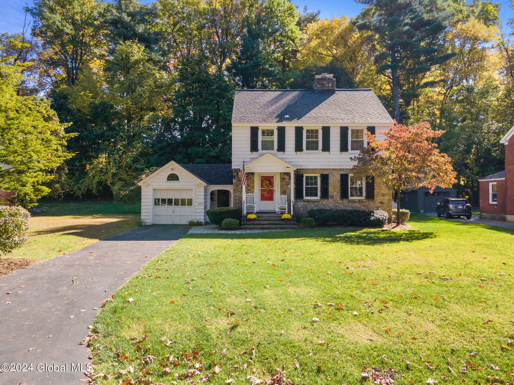 1532 Lexington Parkway Niskayuna NY 12309