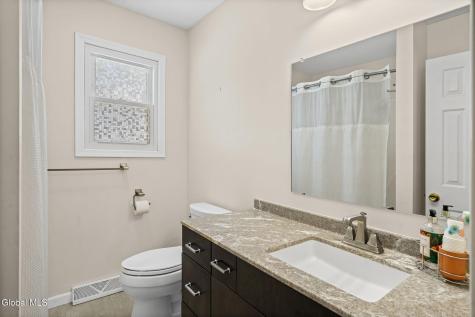 14 Redwood Drive Glenville NY 12302