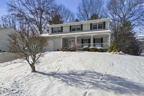 14 Redwood Drive Glenville NY 12302