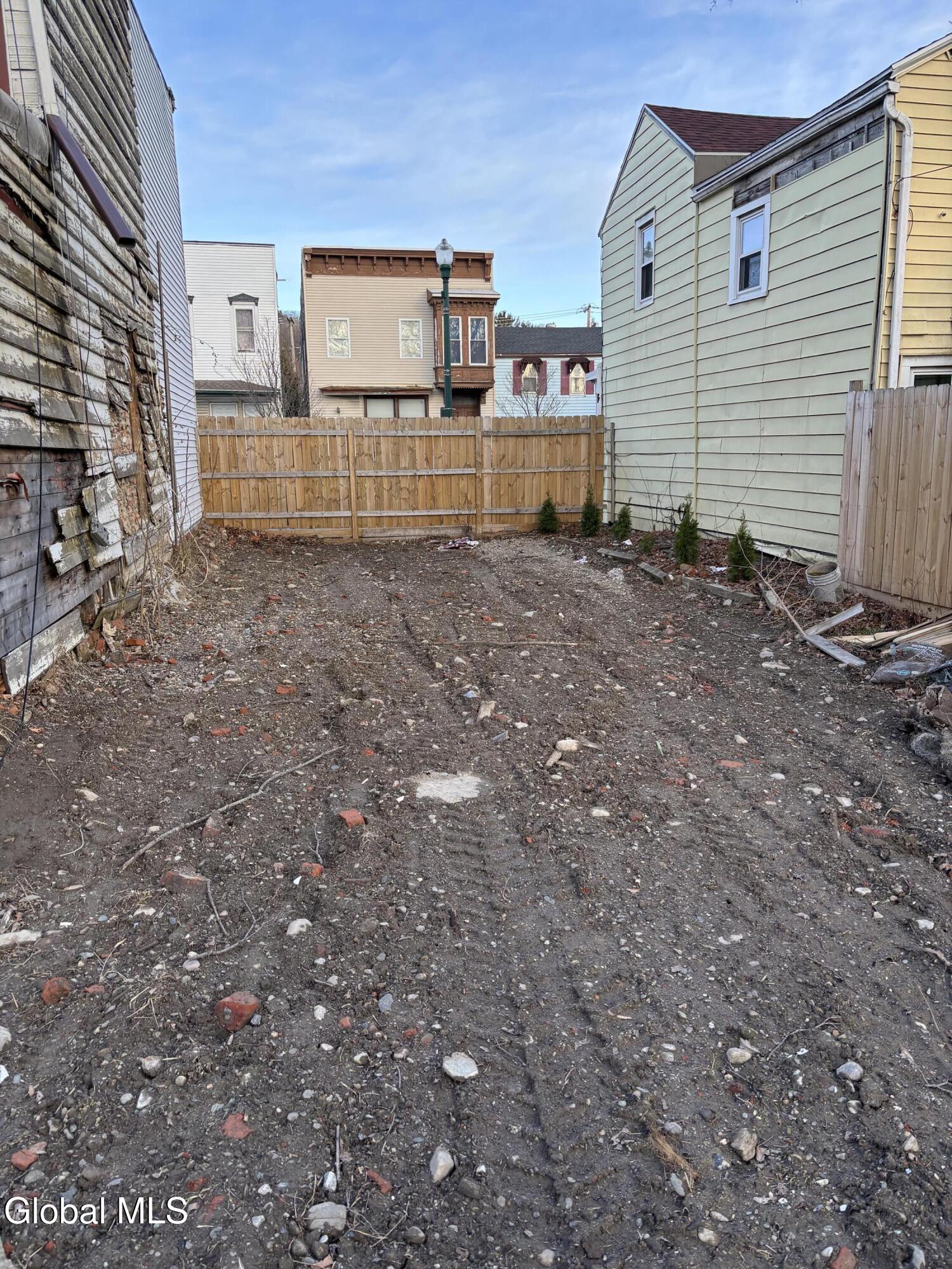 487 5th Avenue Troy NY 12182