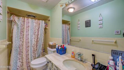40 Fox Street Gloversville NY 12078