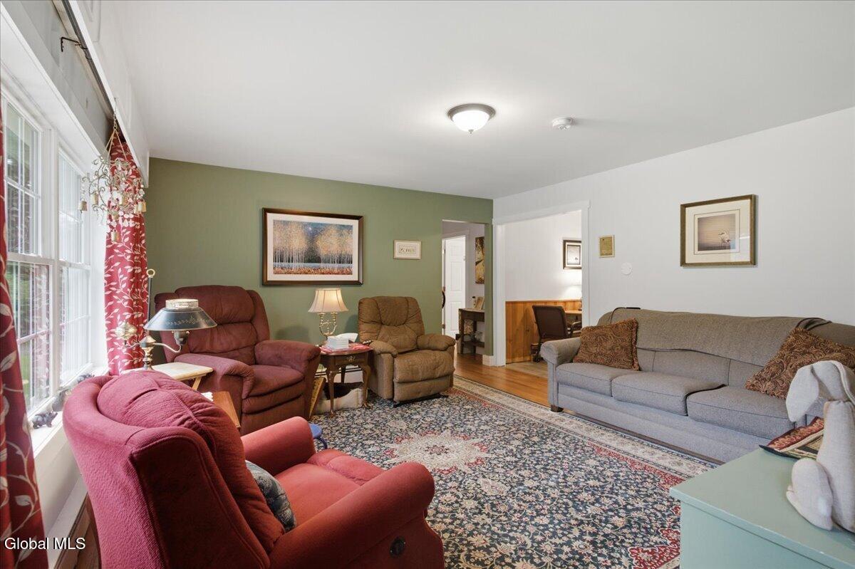 11 Denver Drive West Sand Lake NY 12196
