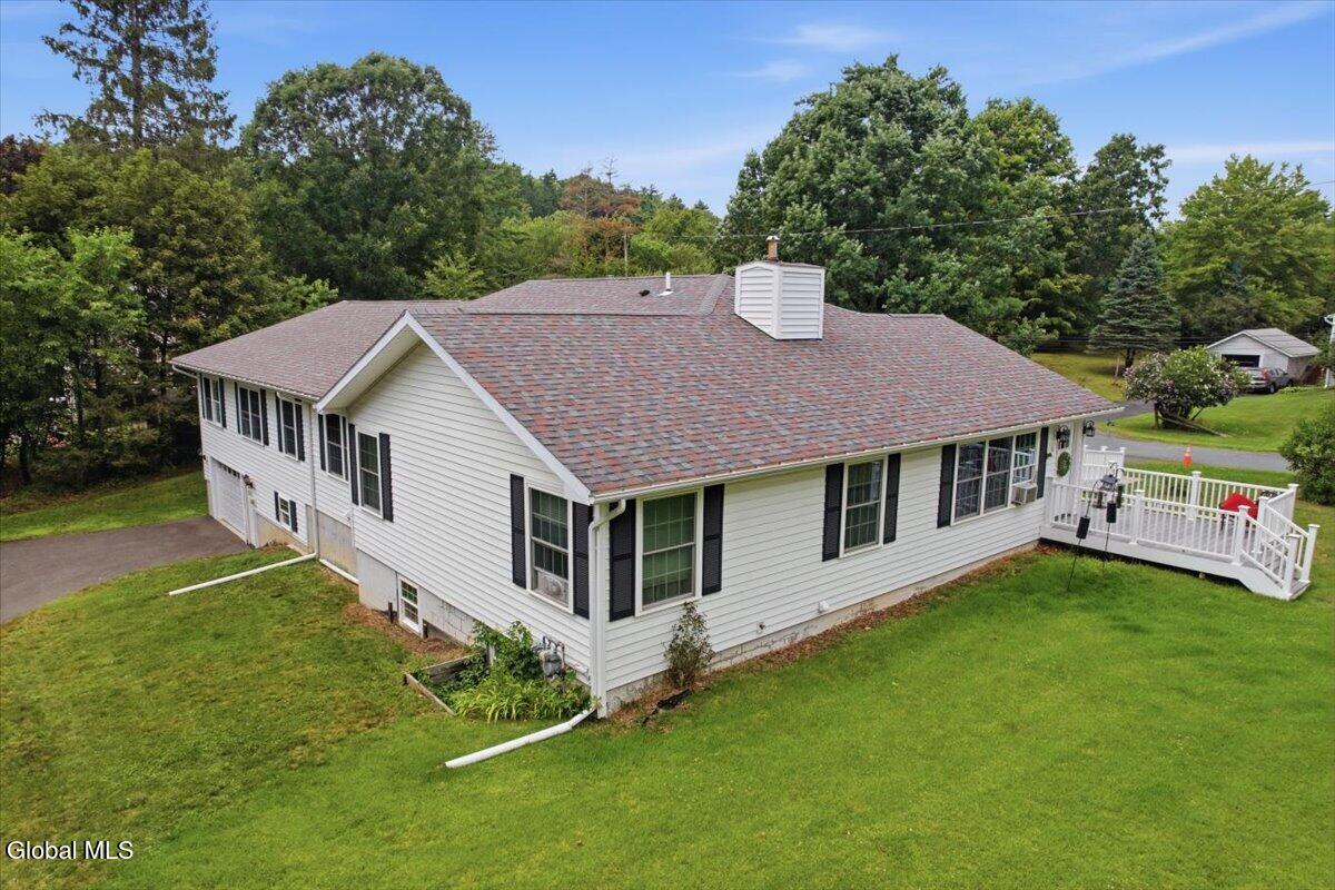 11 Denver Drive West Sand Lake NY 12196