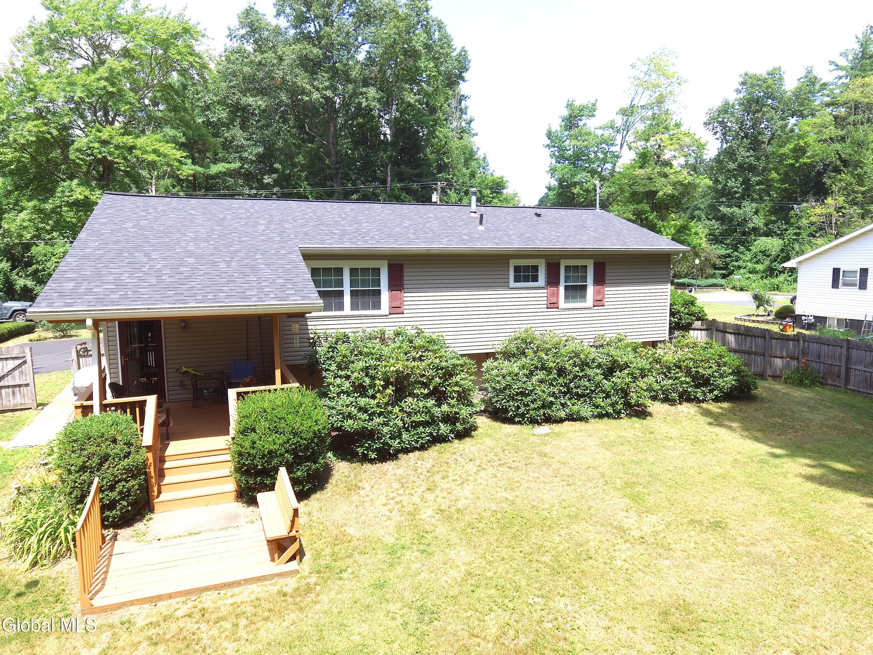 132 Hutchins Road Ballston Spa NY 12020