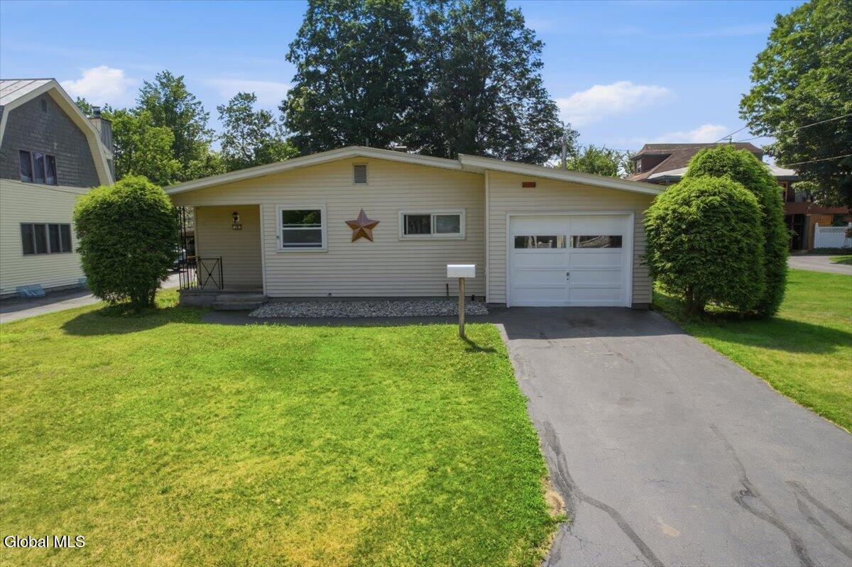 16 4th Avenue Warrensburg NY 12885