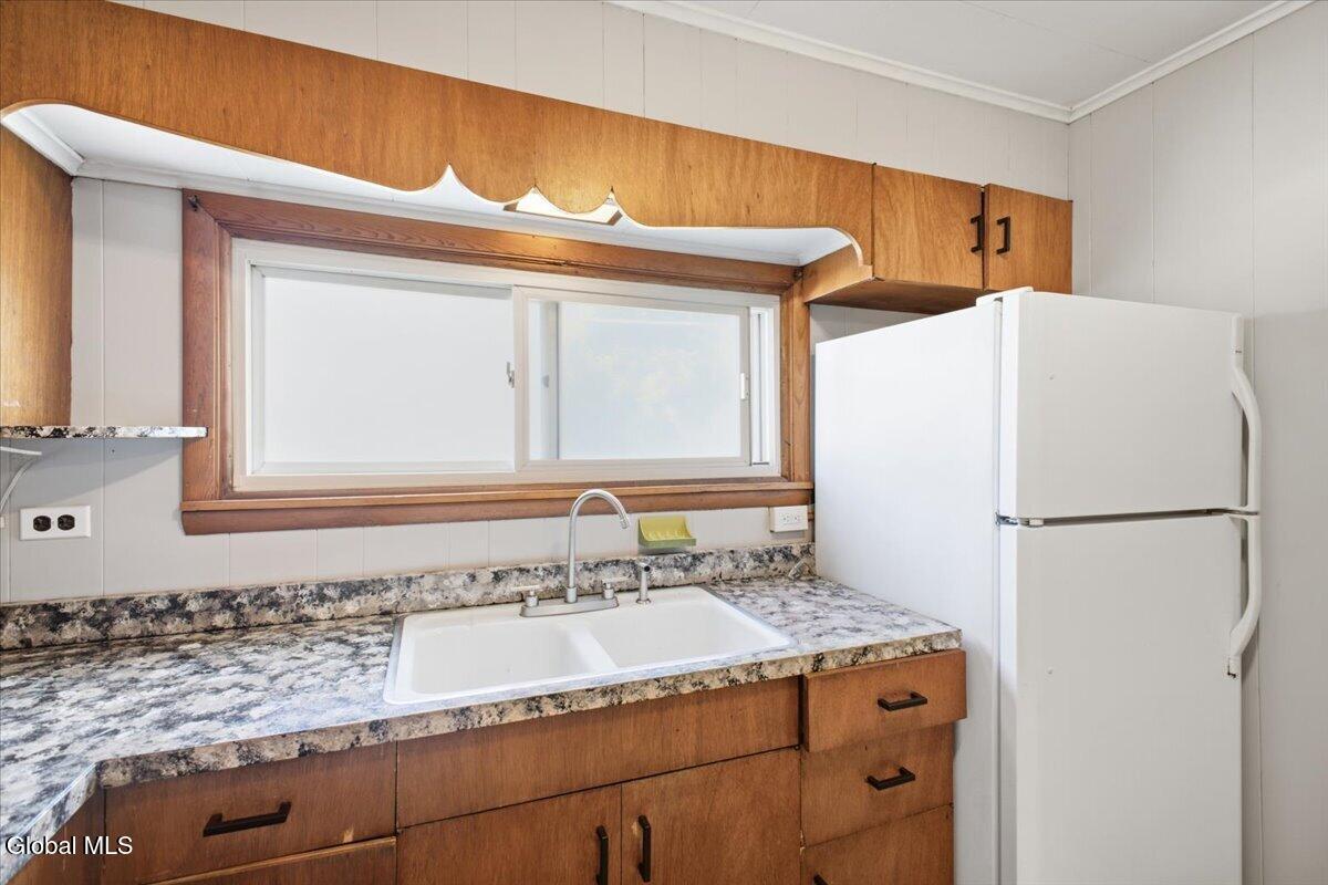 16 4th Avenue Warrensburg NY 12885