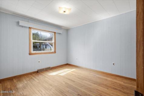 16 4th Avenue Warrensburg NY 12885