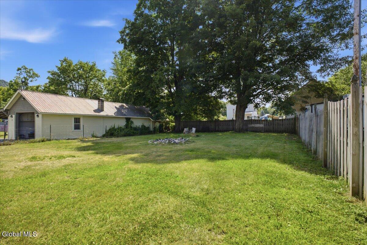 16 4th Avenue Warrensburg NY 12885