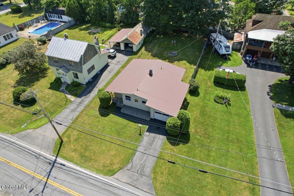 16 4th Avenue Warrensburg NY 12885