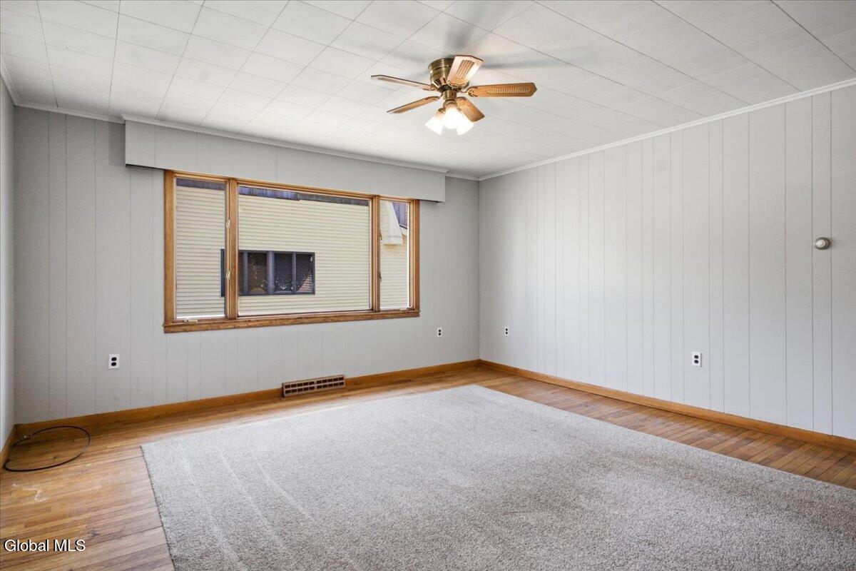 16 4th Avenue Warrensburg NY 12885