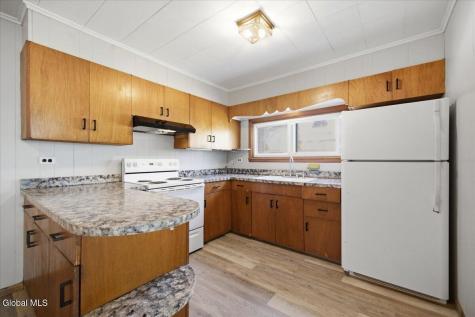 16 4th Avenue Warrensburg NY 12885