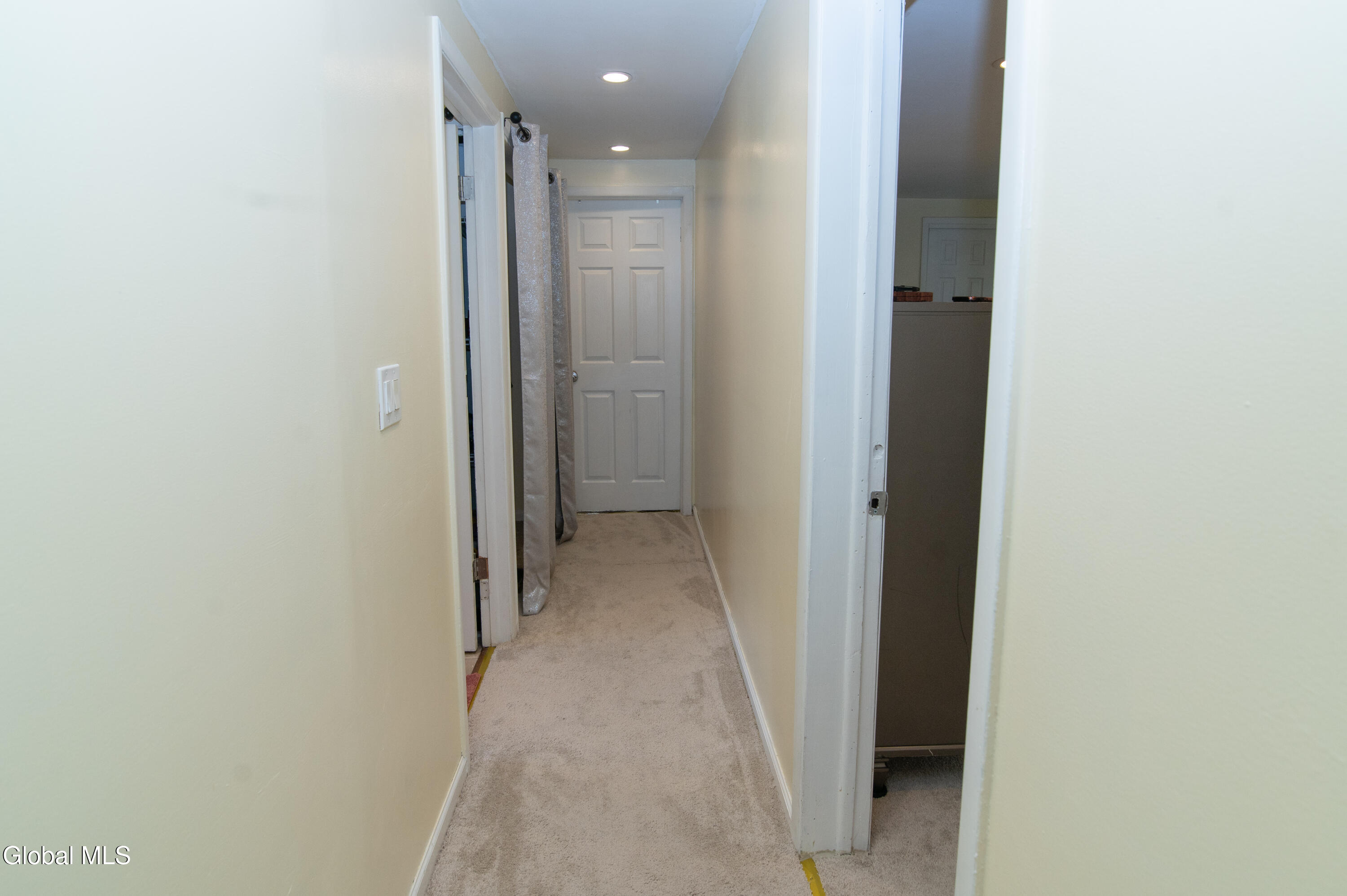 15 Maryland Avenue Albany NY 12205