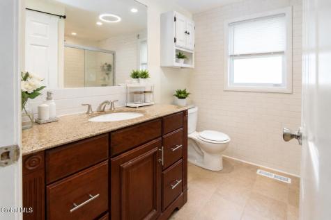 15 Maryland Avenue Colonie NY 12205