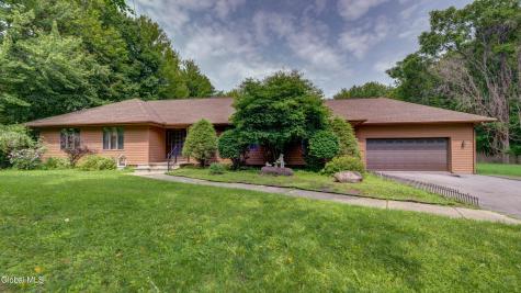 172 Wesskum Woods Road Gloversville NY 12078