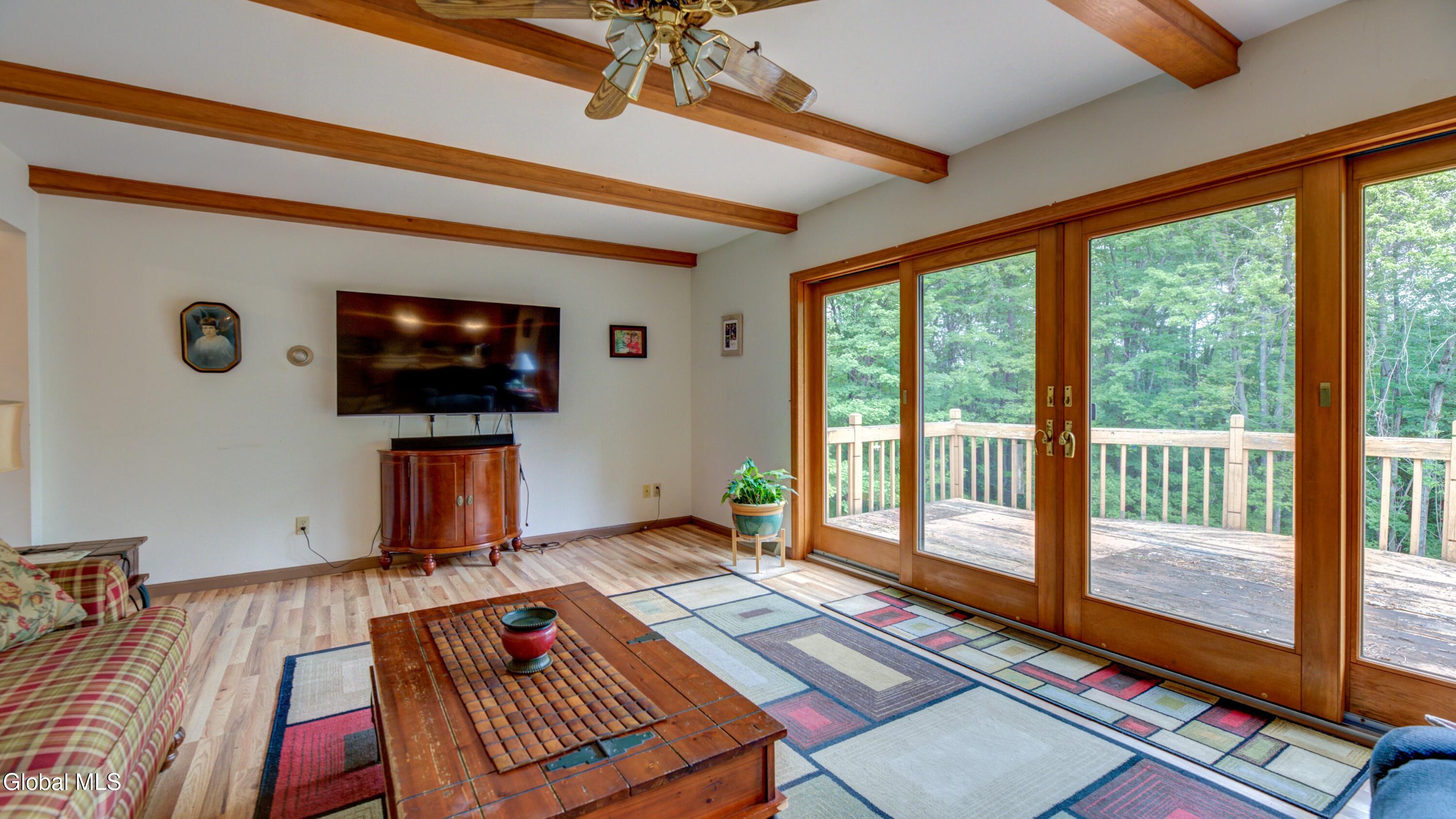 172 Wesskum Woods Road Gloversville NY 12078