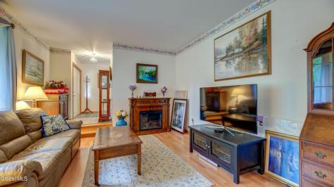 172 Wesskum Woods Road Gloversville NY 12078