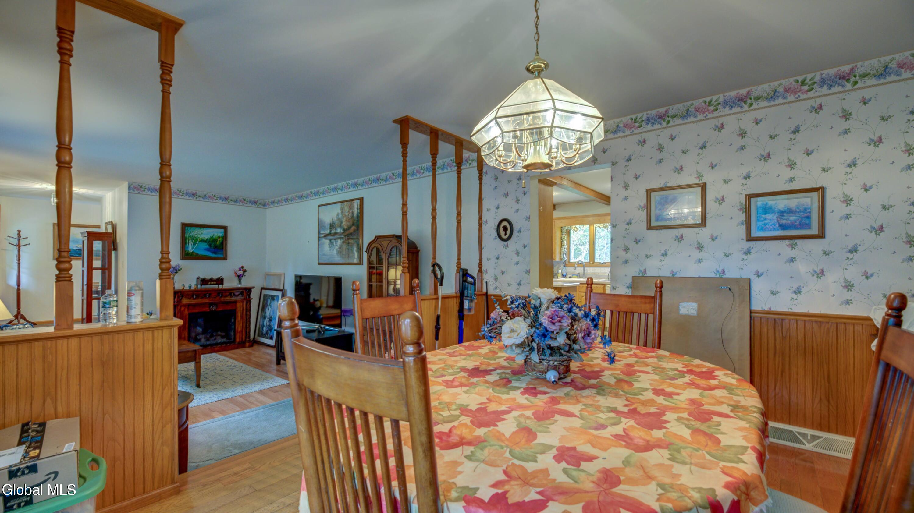 172 Wesskum Woods Road Gloversville NY 12078