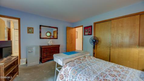 172 Wesskum Woods Road Gloversville NY 12078