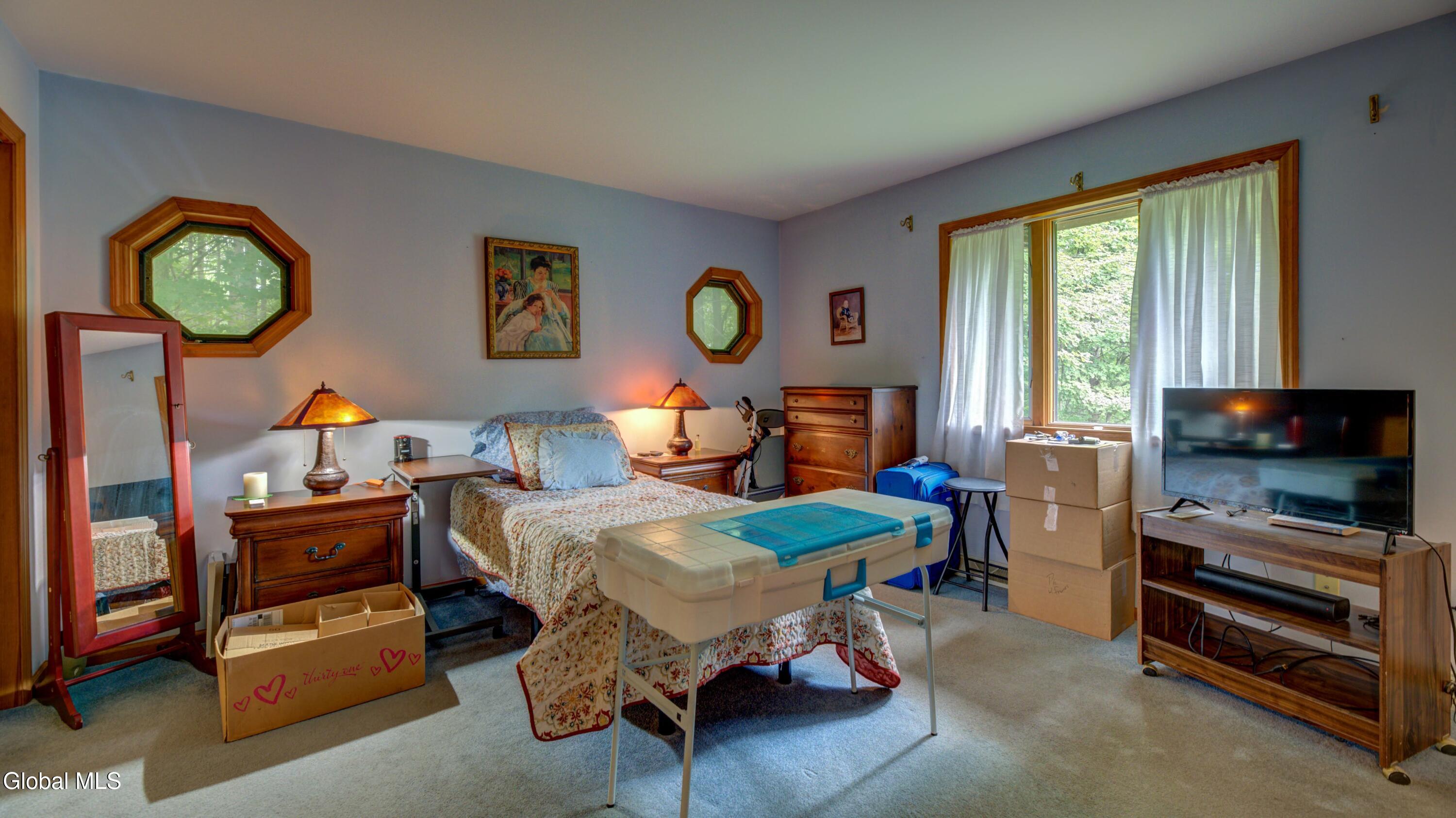 172 Wesskum Woods Road Gloversville NY 12078
