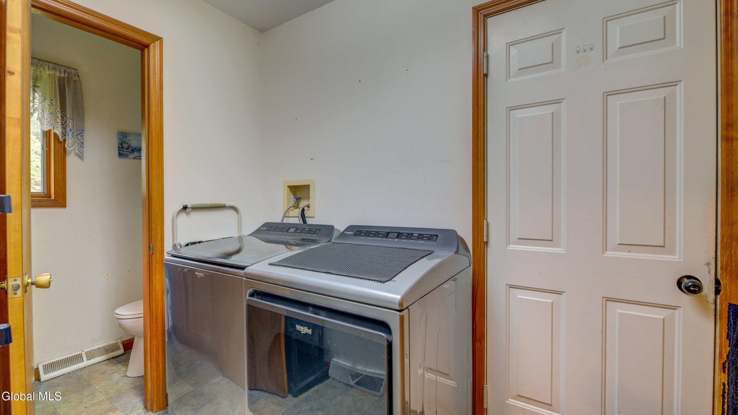 172 Wesskum Woods Road Gloversville NY 12078