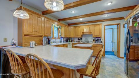 172 Wesskum Woods Road Gloversville NY 12078