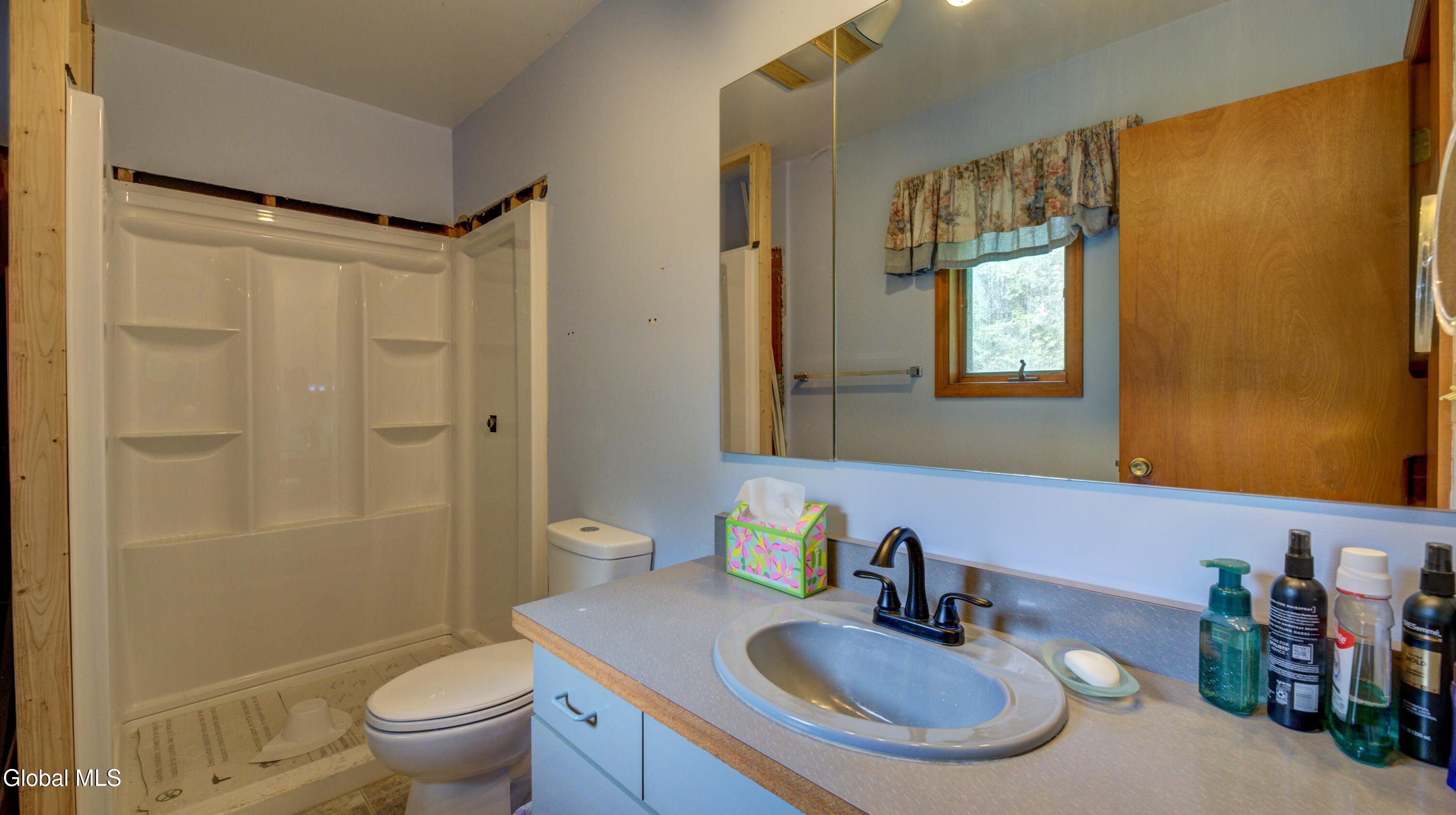172 Wesskum Woods Road Gloversville NY 12078
