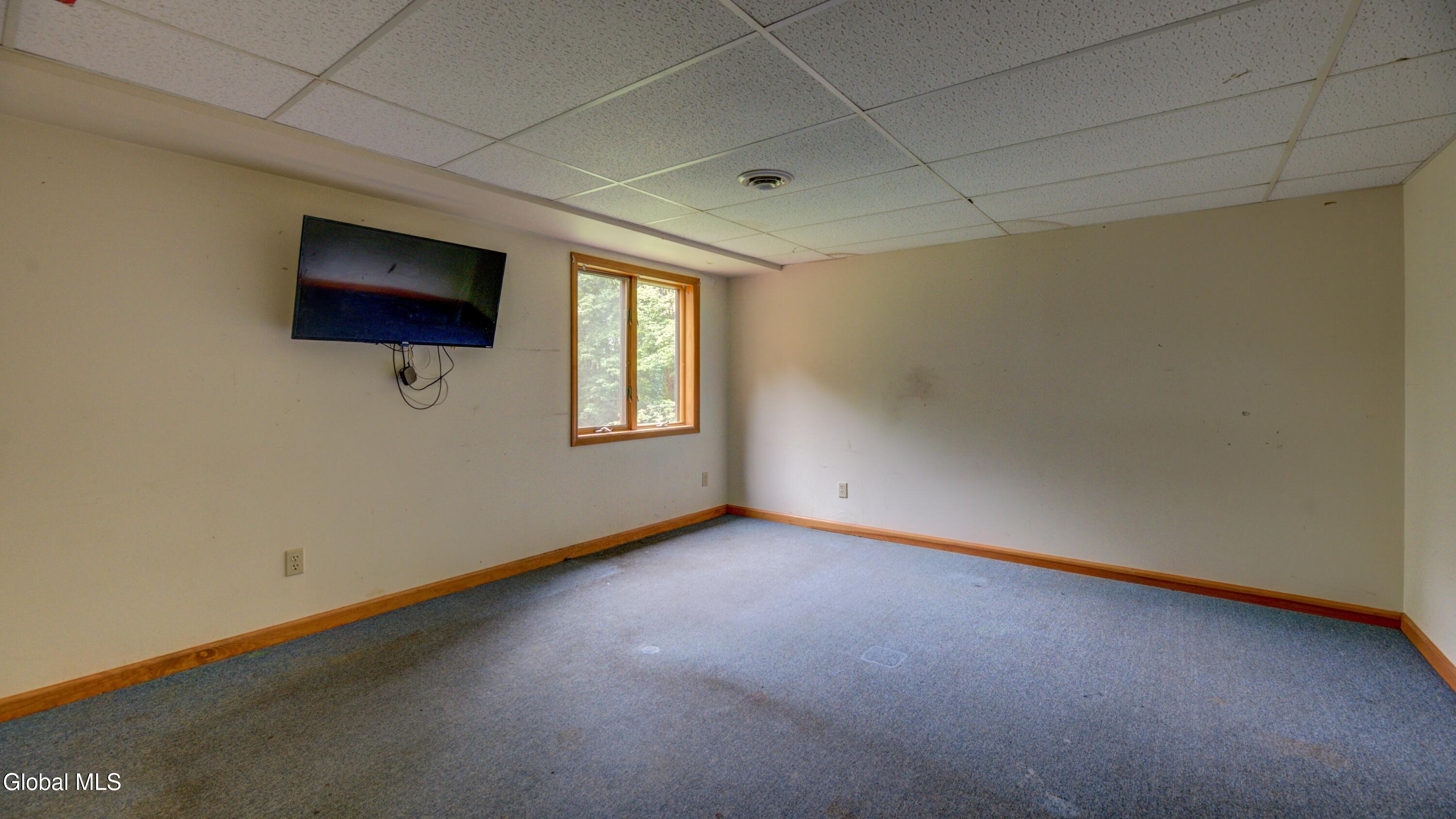 172 Wesskum Woods Road Gloversville NY 12078