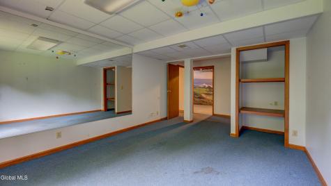 172 Wesskum Woods Road Gloversville NY 12078