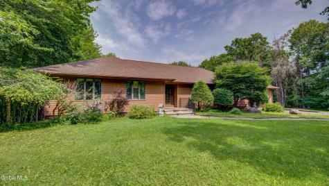 172 Wesskum Woods Road Gloversville NY 12078