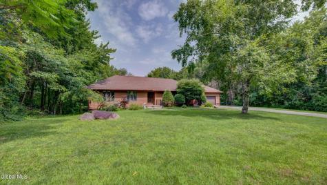 172 Wesskum Woods Road Gloversville NY 12078