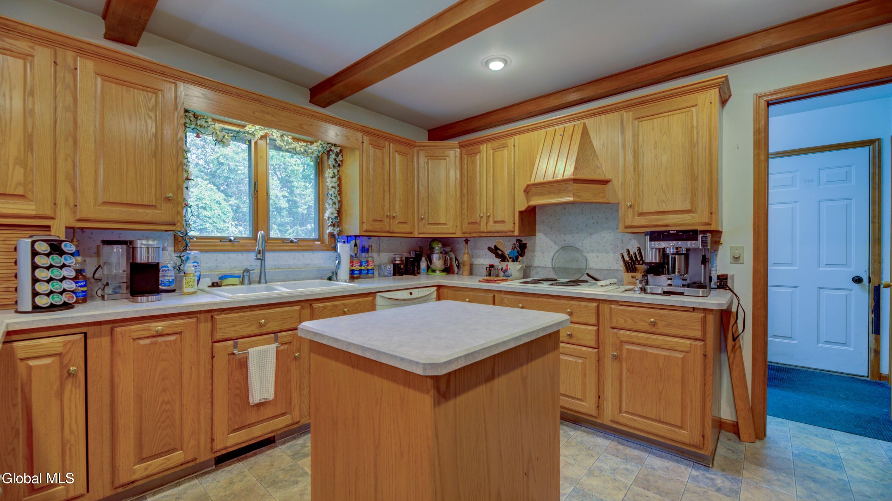172 Wesskum Woods Road Gloversville NY 12078