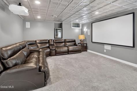 245 Menlo Park Road Niskayuna NY 12309